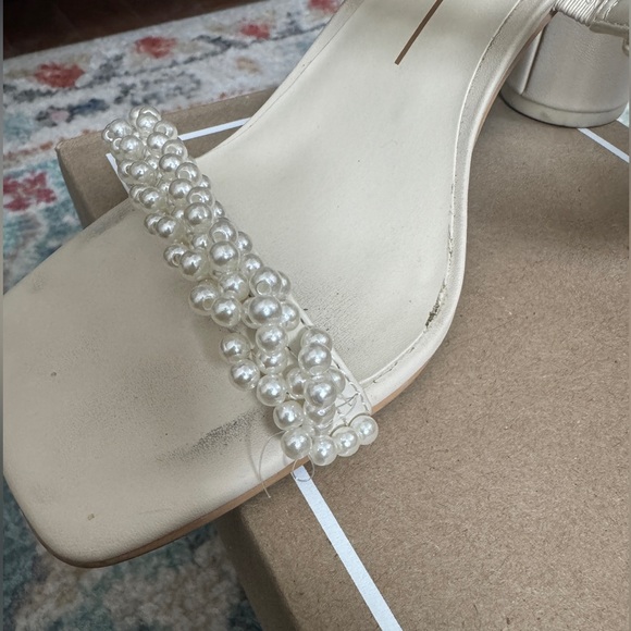 Dolce Vita Noel Heels Vanilla Pearls - Picture 6 of 6